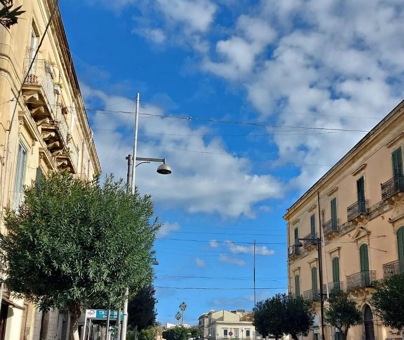 Kleos 9229 Apartment Syracuse Italy